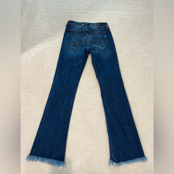 Hidden Happi flare frayed hem jeans size 26 - Picture 6 of 6